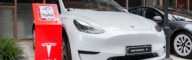 Tesla robotaksi: Tri sudara za jedna dan