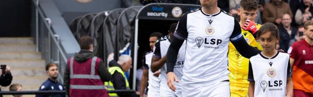 Arogancija ili vera: Kapiten Bromlija cele sezone nosi traku iz višeg ranga!