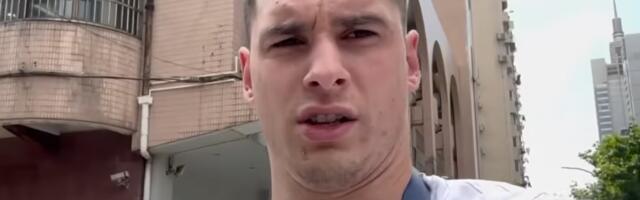 PRIVEDEN JUTJUBER KOJI SE IMAO TEŽAK UDES: Zakucao se BMW od 200.000 € u parkirana vozila sa 1,6 promila u krvi, oglasio se njegov advokat