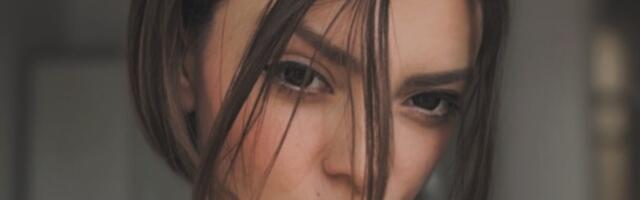 ĆERKA Dina Dvornik ŠOKIRALA OBJAVOM IZ SPAVAĆE SOBE! U donjem vešu pokazala tetovaže, ali jedan detalj pored kreveta svima zapao za oko