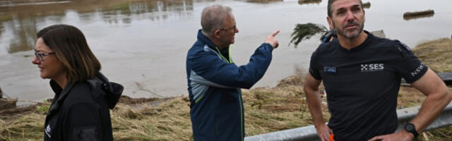 Бујичне поплаве на Новом Зеланду због олује