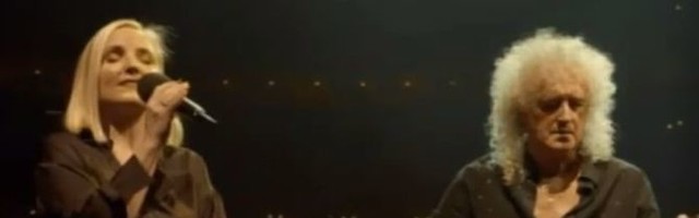 Brajan Mej je virtuoz i na akustičnoj gitari: Pogledajte kako je odsvirao numereu "Amazing Grace"