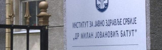 Batut reagovao na izlivanje cisterne na protestu, a ćutao na "fekalno jezero" u Krnjači