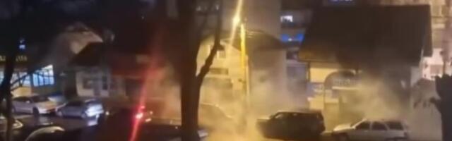 Navijači Zemuna napali Grobare: Sevale baklje i kaiševi (VIDEO)