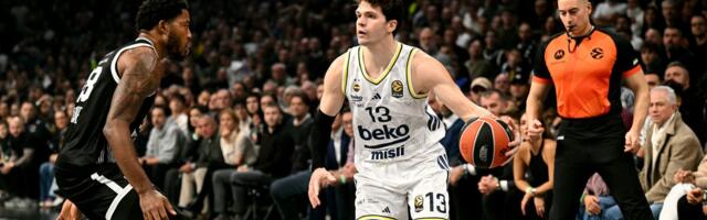 "Kakvo smeće je ovaj Biberović! Zabranite mu ulazak u zemlju!" Besni navijači izvređali "izdajnika" - predvodio je Tursku do pobede