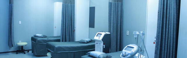 Pacijentkinja bacila kiselinu na lekara, zbog nezadovoljstva kako su je tretirali u bečkoj bolnici