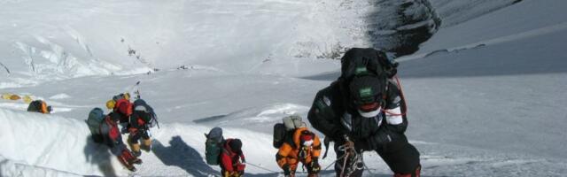 Put kroz istoriju: Srpski planinari obišli staze predaka i položili vence u “Plavoj grobnici”