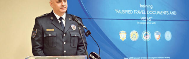 Про­шле године откривено 1.069 лажних докумената