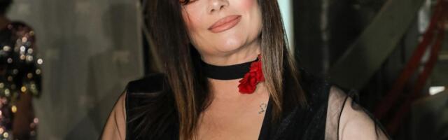 IVANA PETERS PEVALA PRATEĆE VOKALE LUNI ĐOGANI! Pevačica sada priznala da li se stidi: Samo sam...