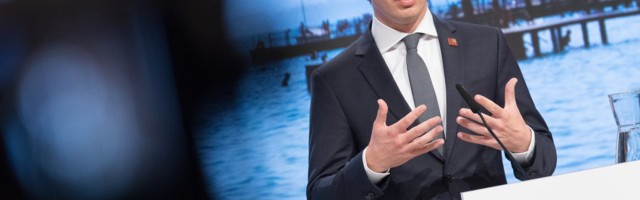 Kurc kreće u obračun sa „političkim islamom”
