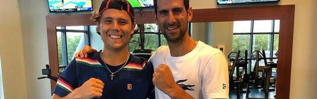 Ko je "naš dečko" Aleksandar Kovačević, američki Srbin koji čeka Đokovića u trećem kolu Indijan Velsa