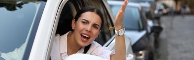 DOBIĆETE  25.000 EVRA Vratite vozačku dozvolu na 5 godina