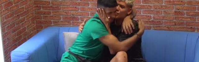 Sada je zvanično: Prvi muški gej par u rijalitiju - Priznali da su u vezi