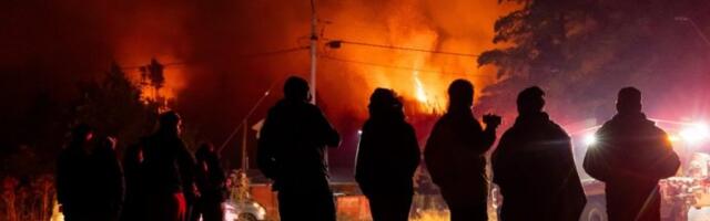 KOŠMAR KOJI SE NE ZAVRŠAVA: Ponovo gori u Žitnom Potoku! Vatrogasci u borbi sa stihijom, narod u panici zbog jezivih sećanja!