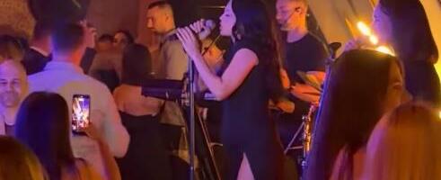 EDITA OTKRILA GDE ĆE SE PORODITI! Ušla u šesti mesec trudnoće, a evo da li ide na carski rez: Majka najviše trpi pored mene! Spomenula i sestru Indi