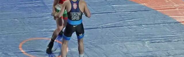 Ostvario još jedan veliki uspeh: Rvač Aleksandar Terzin u društvu 100 mladih lidera Srbije
