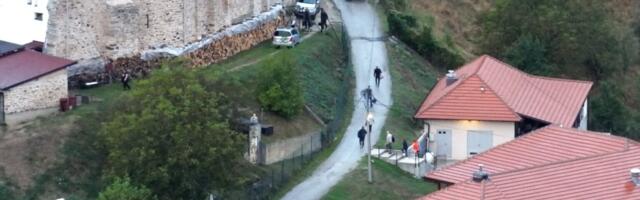 Kosovska policija: Ubijena tri napadača, jedan uhapšen i još četiri osobe koje se dovode u vezu sa „kriminalnom grupom“