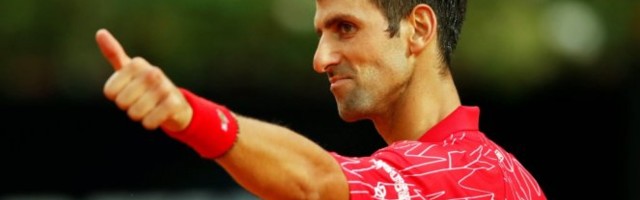 (FOTO) NOLE ODRADIO TRENING! Pogledajte ko mu je bio sparing partner!