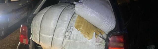 Propao šverc: Tutinac u automobilu prevozio garderobu vrednu 20 hiljada evra