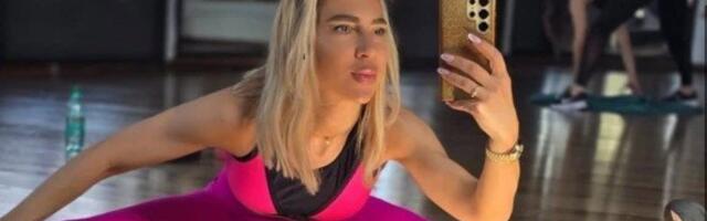 "Lomim sve u korenu": Jovana Jeremić raširila noge i pokazala šta ume (FOTO)