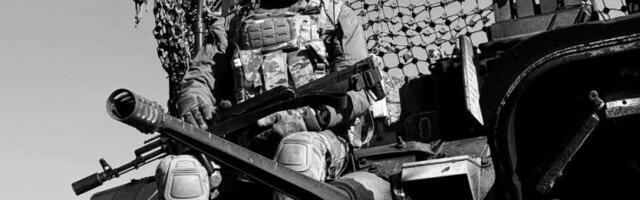 Рањен дописник Известије, погинуо награђивани руски писац и официр