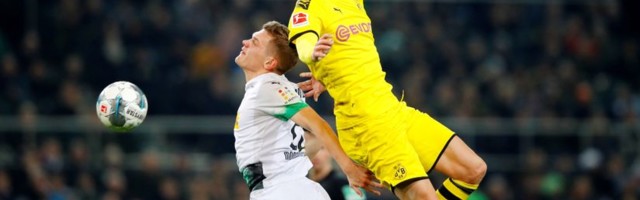 Borussen derby: Terzićeva injekcija više ne deluje, ali Dortmund "bije" Gladbah gde god ga vidi