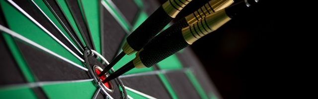 Kad nema fudbala, dobar je i pikado