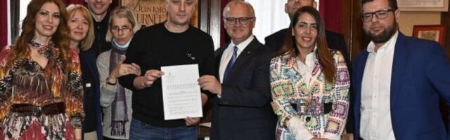 DASKE KOJE ŽIVOT ZNAČE! Rekonstrukcija pozorišta najkasnije u septembru! BUHA IMA POSEBNO MESTO U SRCIMA BEOGRAĐANA!