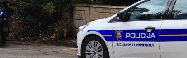 UHAPŠEN MONSTRUM (29) OSUMNJIČEN DA JE SEKIROM UBIO MAJKU! Isplivali najnoviji detalji drame - IMA DEBELI DOSIJE!