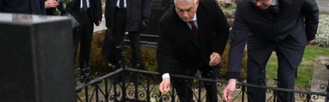 "Mmost poverenja, razumevanja i iskrene saradnje": Predsednik Vučić sa Orbanom odao počast ištvanu Pastoru (FOTO)