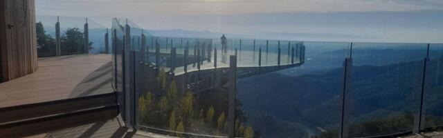 Uskoro se otvara stakleno čudo: Vidikovac na Kablaru će vas oduševiti (FOTO)