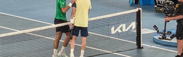 Đoković se posle pobede obratio na srpskom i čestitao praznik, a onda rekao: "Kad budem ispijao koktel..."