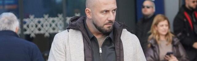 Dado Polumenta sa trudnom ženom i decom zarobljen na Maldivima: "Let nam je otkazan"