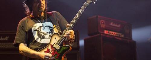 Umro gitarista čuvenog rok benda u 64. godini: Porodica saopštila tužne vesti