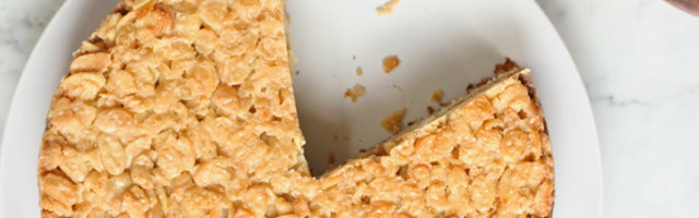 Karamel kolač sa bademom