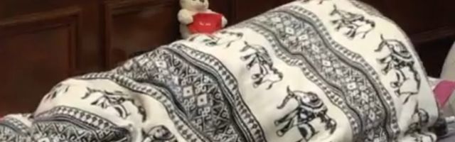 (VIDEO 18+) Da li misle na to da ih gleda njegova žena: Maja i Janjuš ponovo imali se*s!