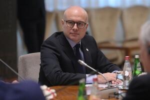 Вучевић за Радио Београд: Србија треба да истраје на захтеву да се део наших снага врати на КиМ