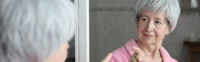 Zašto pričate sami sa sobom kad ste pod stresom? Psihologija objašnjava mehanizam i upozorava na crvenu zastavicu