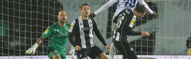 Da li je ovo glavni razlog poraza od Železničara? Nikad mlađa zadnja linija Partizana