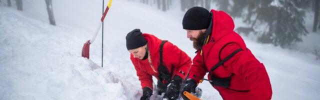 HOROR NA SKIJALIŠTU! Više desetina lavina u jednom danu – ima mrtvih i povređenih!