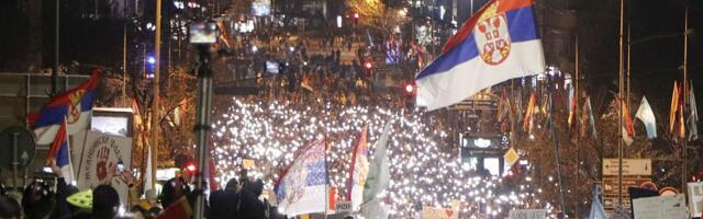 Zakuvavanje pred izbore: Opozicija i dalje o kolonama, Vučić vređa, a studenti na terenu