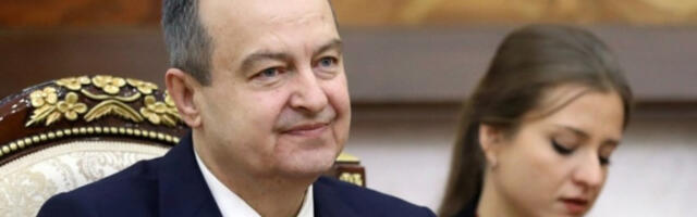 МУП: Дачић није у болници, обавља редовне дужности