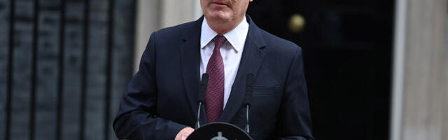 OGLASILA SE RUSIJA POVODOM STARMEROVE OSTAVKE: Evo šta je Peskov poručio o odlazećem britanskom premijeru