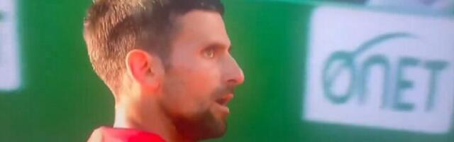 Nole besneo tokom meča - sočno opsovao navijača (VIDEO)