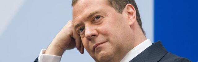 Medvedev izvređao Zelenskog i zapretio još jednoj državi
