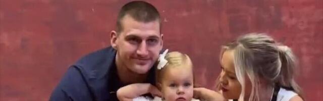 "Ognjena birala": Jokićeve Pepa Prase patike su postale HIT (VIDEO)