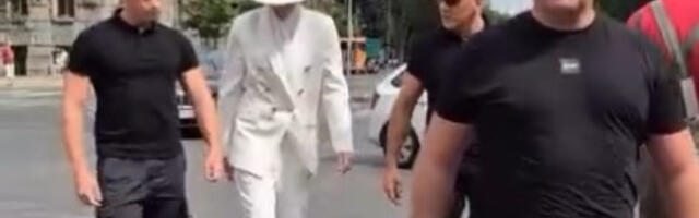 OKRUŽENA OBEZBEĐENJEM Dijana Hrkalović brani Ćacilend: Prerušila se u MELANIJU TRAMP (VIDEO)