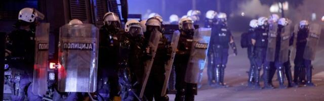 Više tužilaštvo u Beogradu podiglo optužnicu protiv muškarca zbog napada na policijskog službenika na protestu kod Pravnog