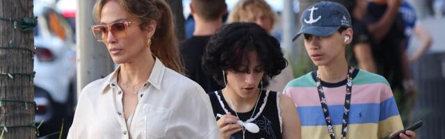 Blizanci Dženifer Lopez napunili 18 godina! Njena čestitka tera suze na oči: "Rođeni ste usred najveće oluje"