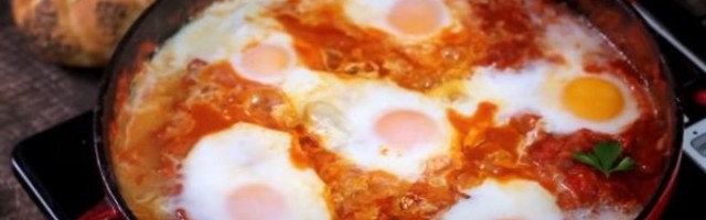 JAJA U UMAKU! Ukusnije od kajgane - probajte da ih spremite na ovaj način! Popularan recept u SVETU (FOTO)